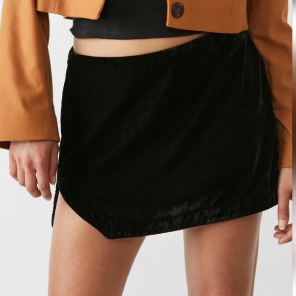 Free People Annalise Mini Skirt Velour BNWOT 0 - Picture 1 of 8